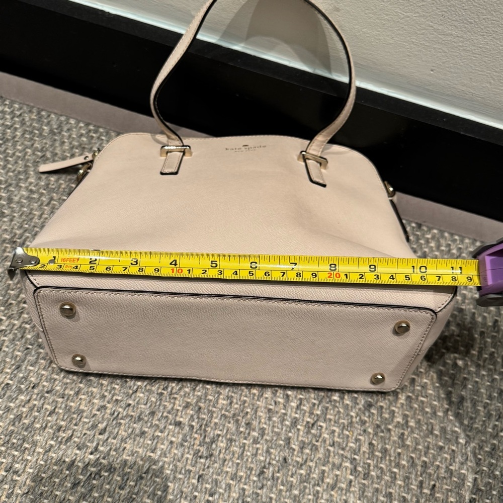Kate Spade - Cedar Street Maise Satchel Gray Tote Bag with Structured Design - Picture 11 of 14
